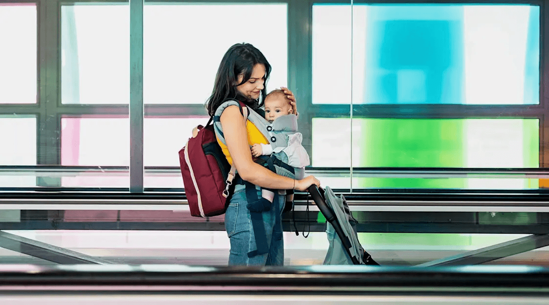 Tips for travelling with a&nbsp;newborn
