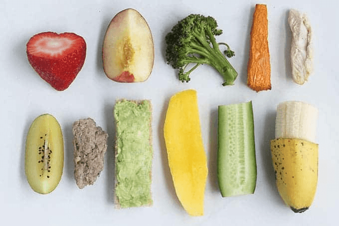 Baby-led weaning: Pros and&nbsp;cons